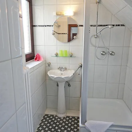 Haus Rohr 1 * Келленхузен